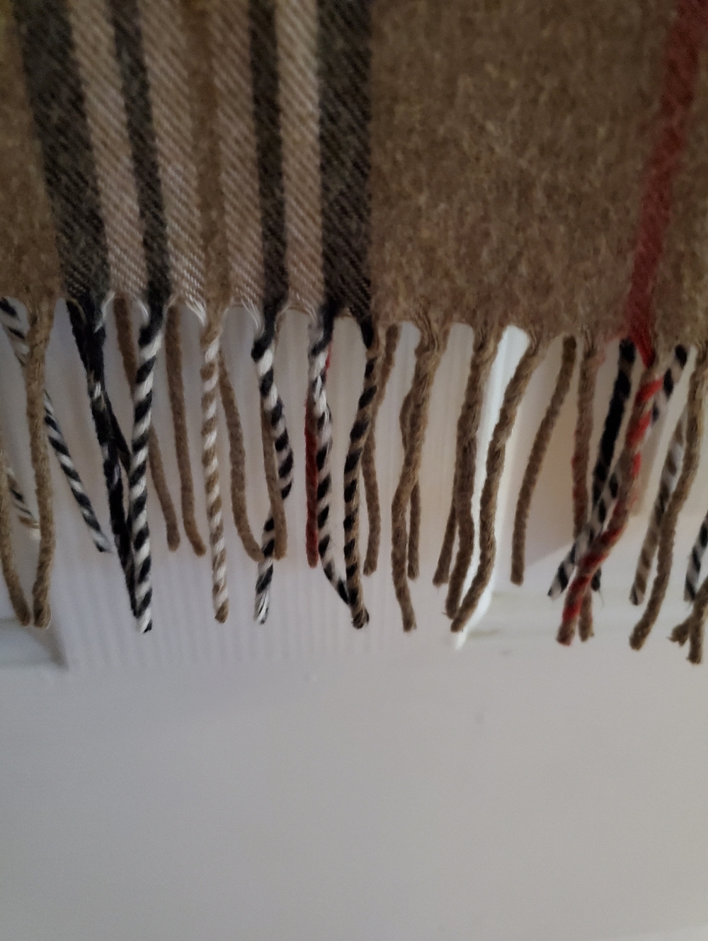 V. Fraas Vintage Plaid scarf 100% Cashmink acrylic manufactured in West Germany - Picture 6 of 6